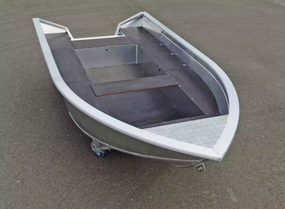 Алюминиевая лодка  Неман-420 в Белгороде