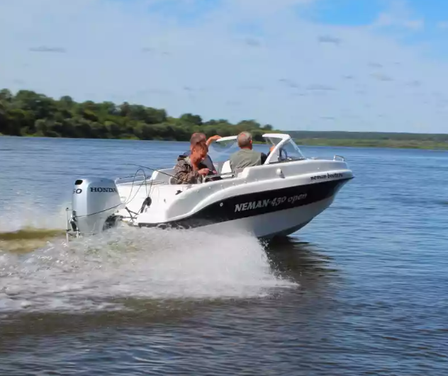 Стеклопластиковый катер Neman-450 Open в Белгороде