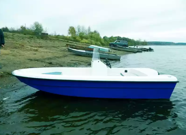 Стеклопластиковый катер Тримаран Wyatboat 430 C в Белгороде