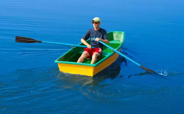 Стеклопластиковая лодка Малютка в Белгороде