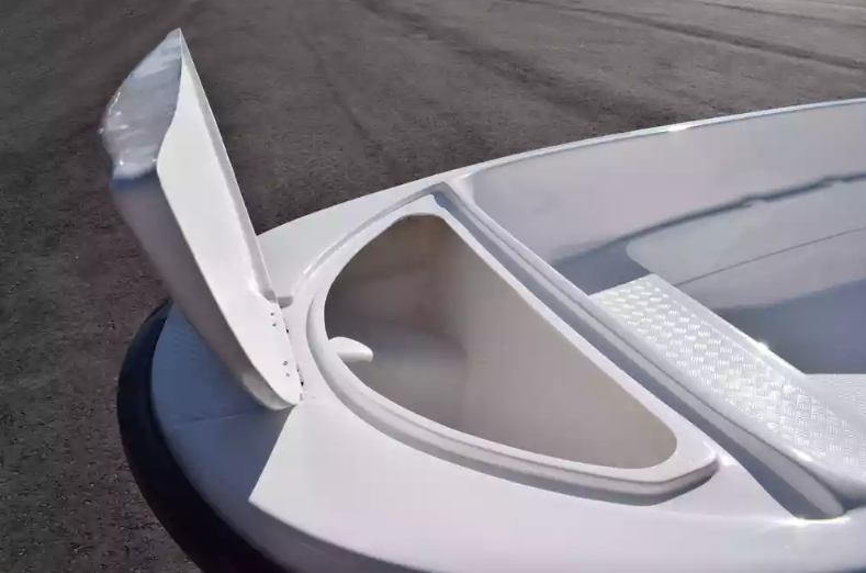 Стеклопластиковая лодка Пингвин (тримаран) в Белгороде