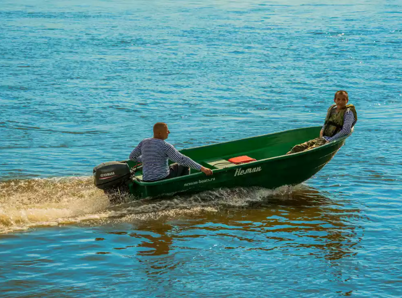 Стеклопластиковая лодка Neman-340 (тримаран) в Белгороде