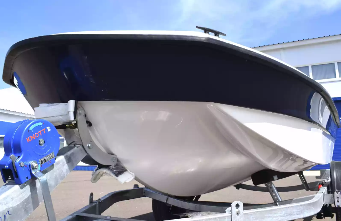 Стеклопластиковая лодка Wyatboat 430 тримаран в Белгороде