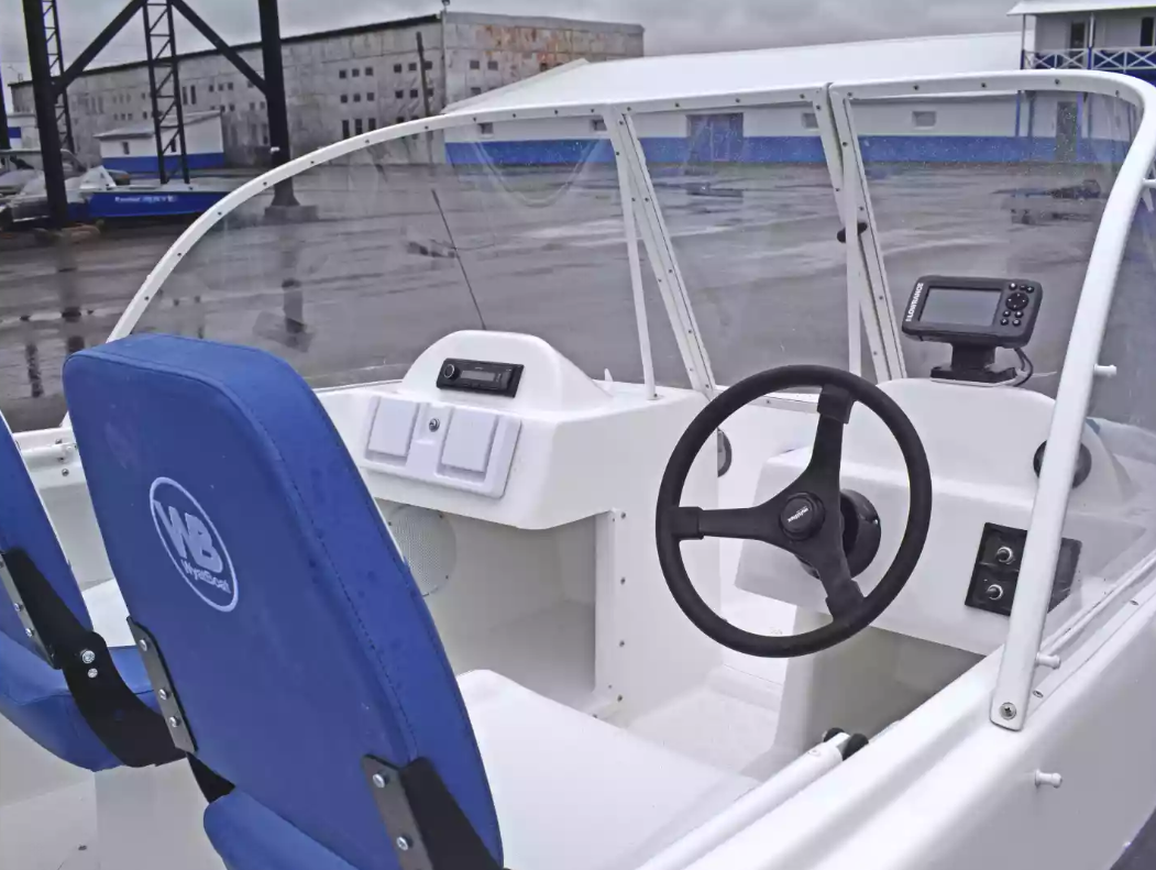 Стеклопластиковый катер Wyatboat-430DCМ (килевая) в Белгороде