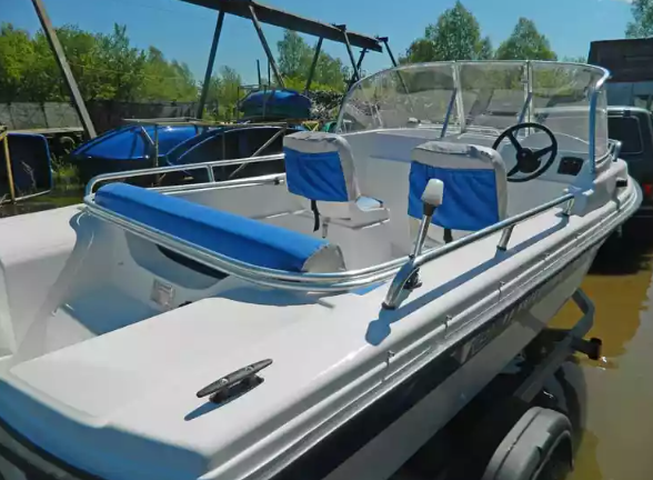 Стеклопластиковый катер Wyatboat-430 M (тримаран) в Белгороде