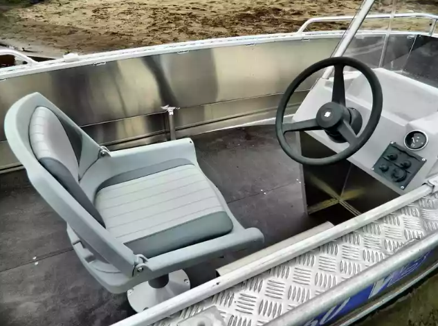 Алюминиевый катер Wyatboat-460 C в Белгороде