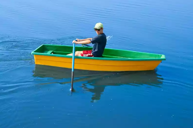 Стеклопластиковая лодка Малютка в Белгороде