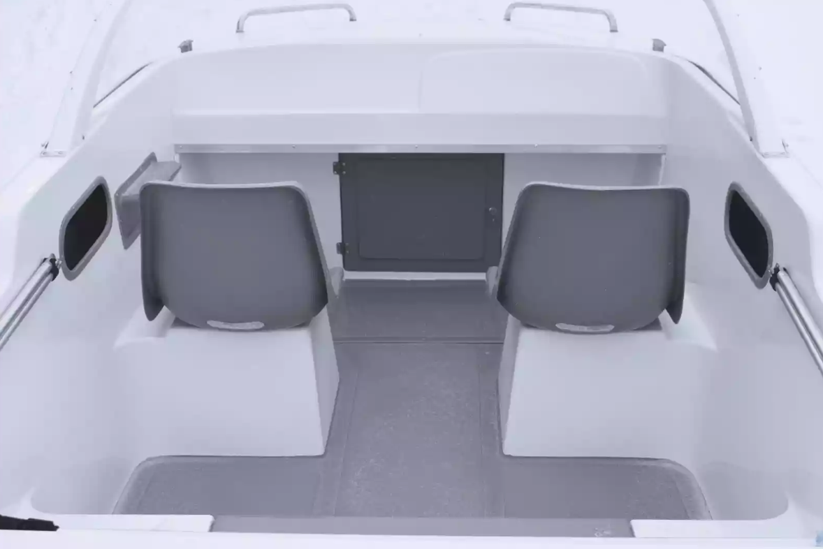 Стеклопластиковый катер Neman-450 в Белгороде