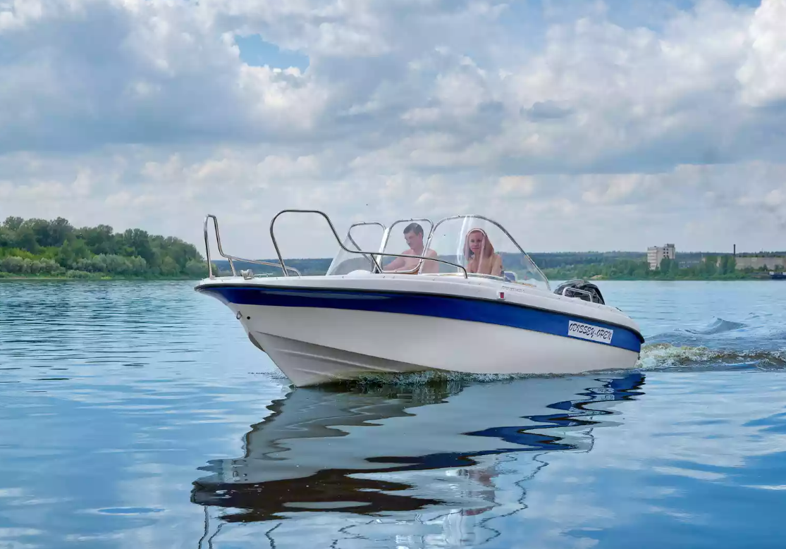 Стеклопластиковый катер Neman-530 Open в Белгороде