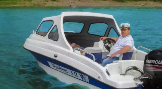 Стеклопластиковый катер Wyatboat-3 П (полурубка) в Белгороде