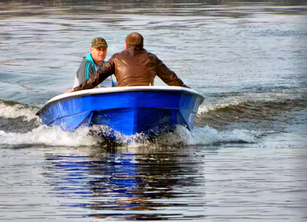 Стеклопластиковая лодка Wyatboat 430 тримаран в Белгороде