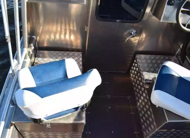 Алюминиевый катер Неман 550 с каютой в Белгороде