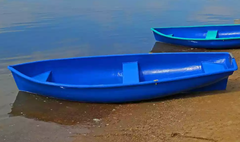 Стеклопластиковая лодка Омуль в Белгороде