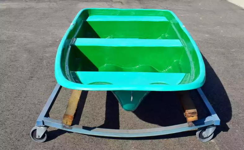 Стеклопластиковая лодка Старт (тримаран) в Белгороде