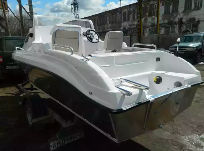 Комбинированный катер Neman-500 с каютой в Белгороде
