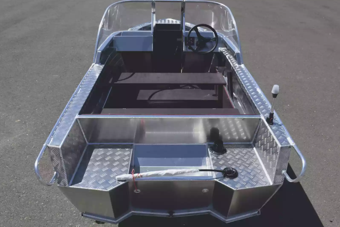 Алюминиевый катер Wyatboat-390 DCM в Белгороде