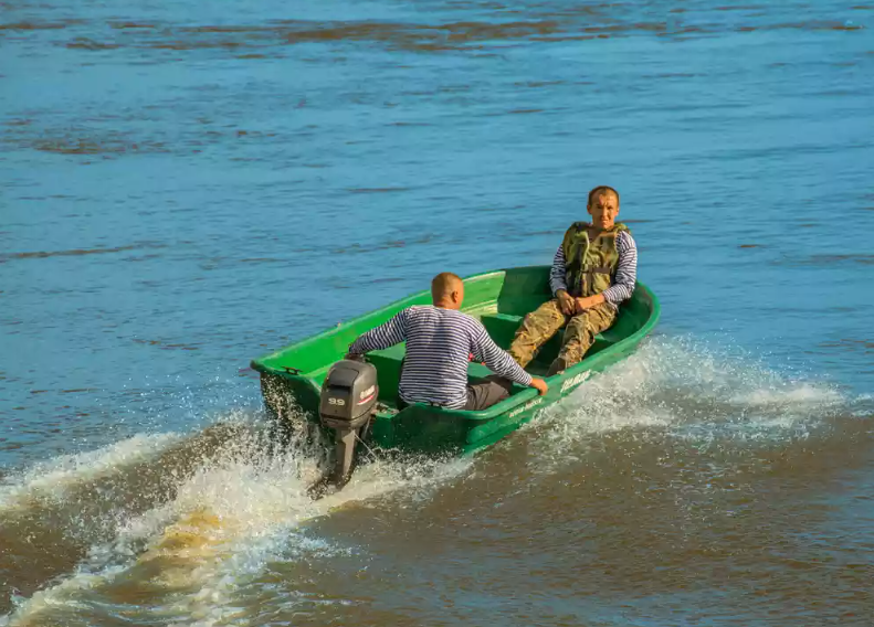 Стеклопластиковая лодка Neman-340 (тримаран) в Белгороде
