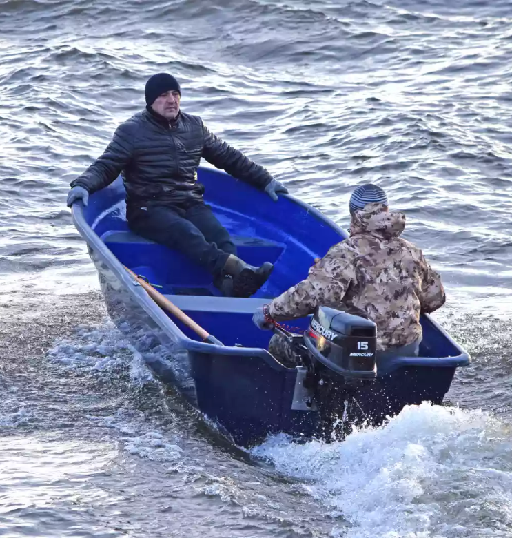 Стеклопластиковая лодка Neman-340 (тримаран) в Белгороде