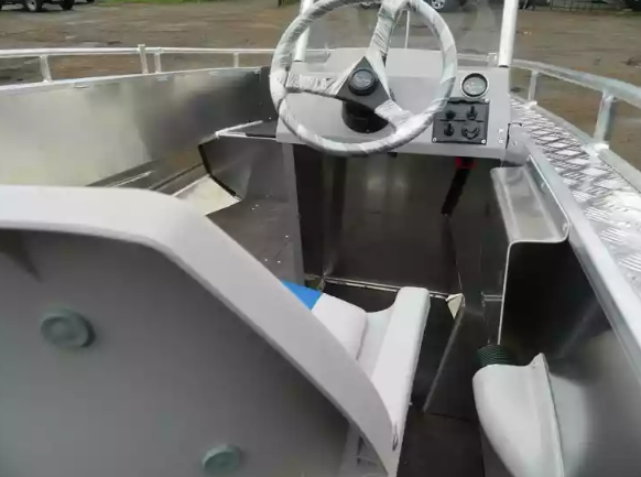 Алюминиевый катер Wyatboat-490 C в Белгороде