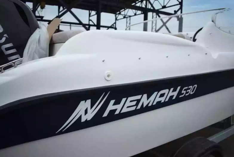 Стеклопластиковый катер Neman-530 с каютой в Белгороде