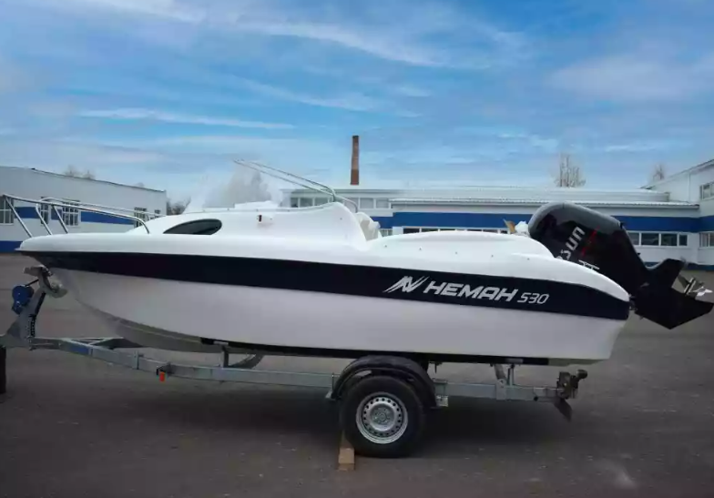 Стеклопластиковый катер Neman-530 с каютой в Белгороде