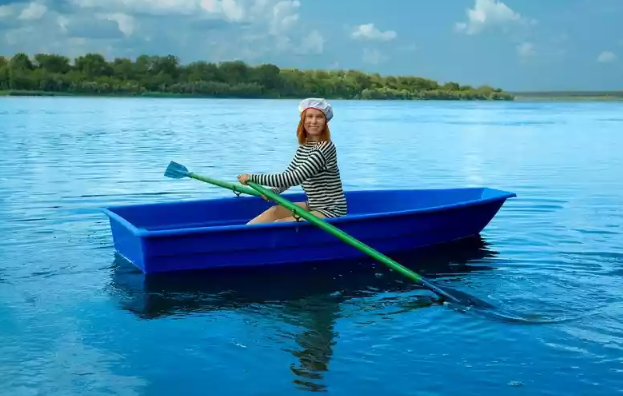 Стеклопластиковая лодка Малютка в Белгороде