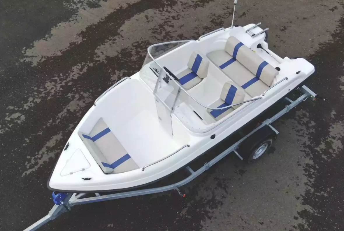 Стеклопластиковый катер Wyatboat-3 DC Open в Белгороде