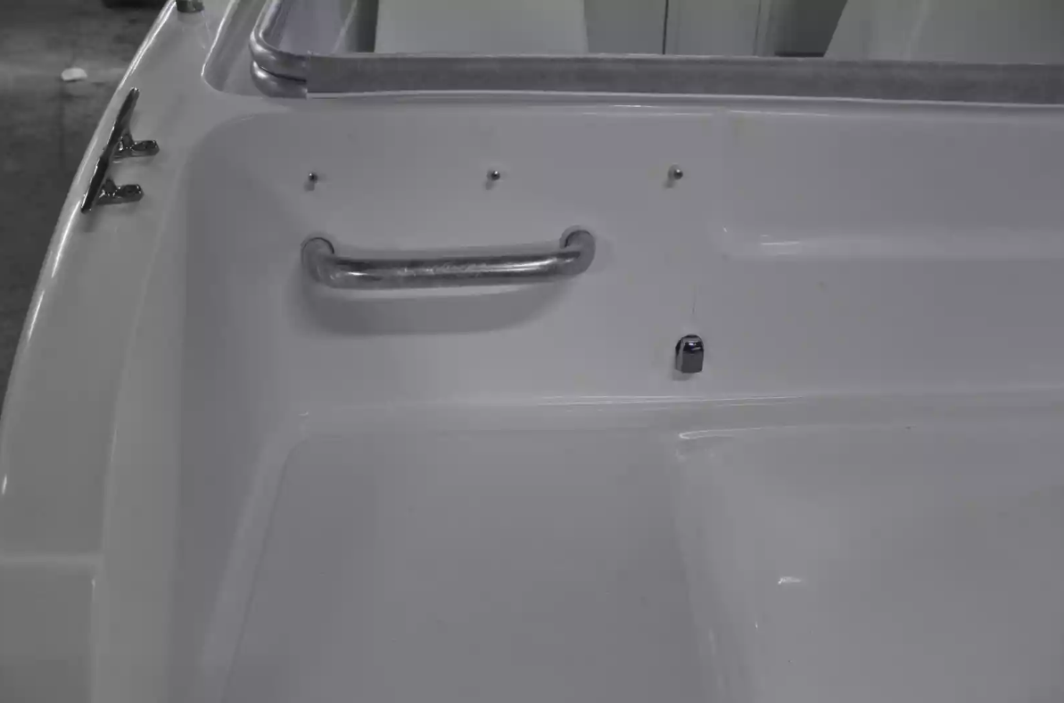 Стеклопластиковый катер Neman-500 в Белгороде