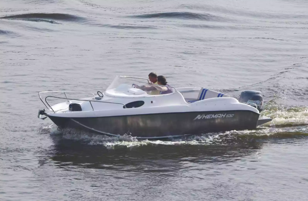 Комбинированный катер Neman-530 с каютой в Белгороде