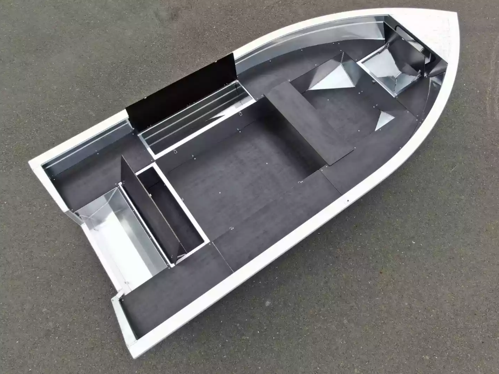 Алюминиевая лодка  Неман-420 в Белгороде