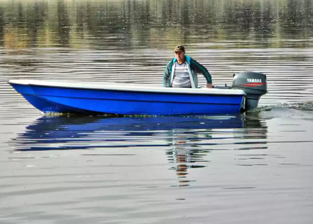 Стеклопластиковая лодка Wyatboat 430 тримаран в Белгороде
