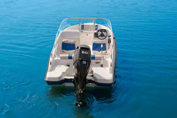 Стеклопластиковый катер Wyatboat-3 DC Open в Белгороде