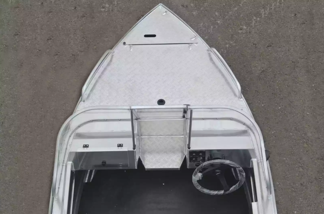 Алюминиевая лодка  Neman-400 PRO в Белгороде