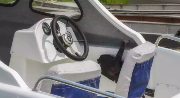 Стеклопластиковый катер Wyatboat-3 П (полурубка) в Белгороде