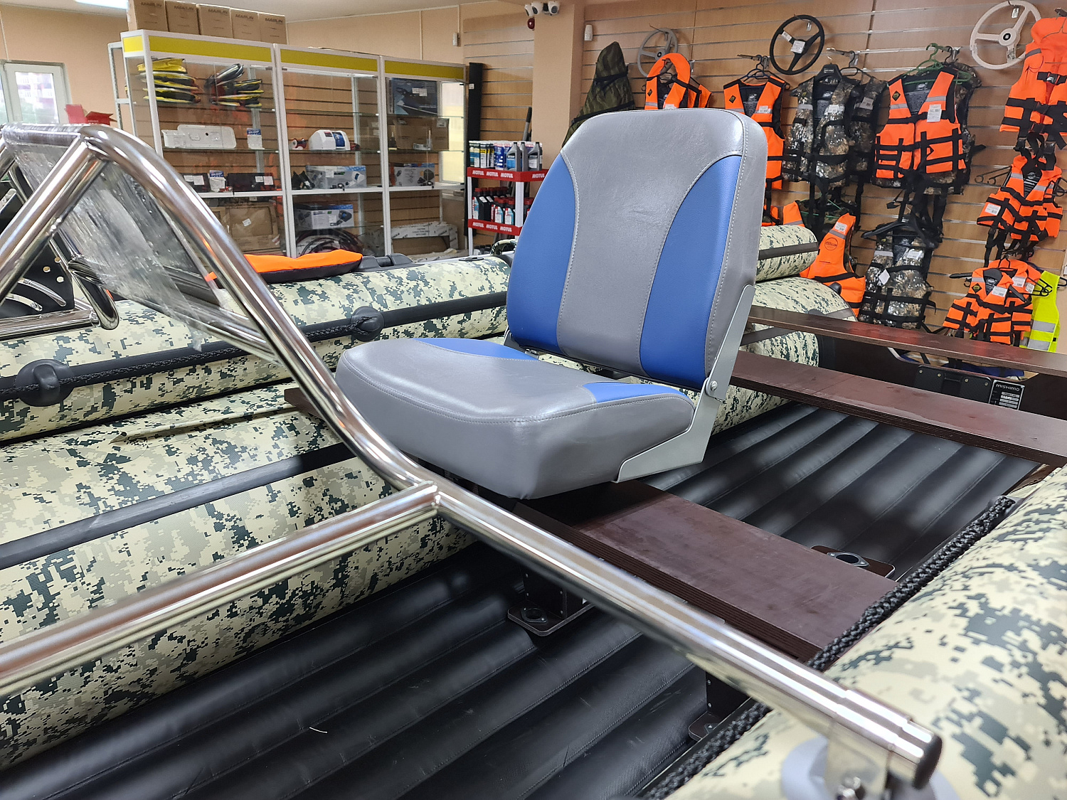 КРЕСЛО МЯГКОЕ РАСКЛАДНОЕ С ПОВОРОТНЫМ МЕХАНИЗМОМ ДЛЯ ЛОДОК в Белгороде