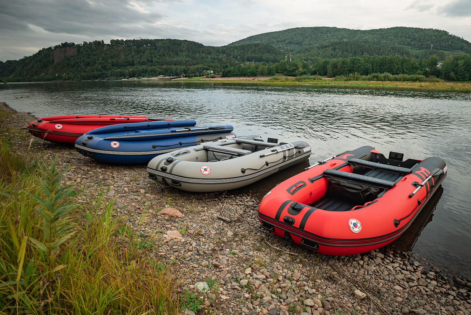 Лодка MISHIMO RIVER FJET PRO 430  под водомет в Белгороде