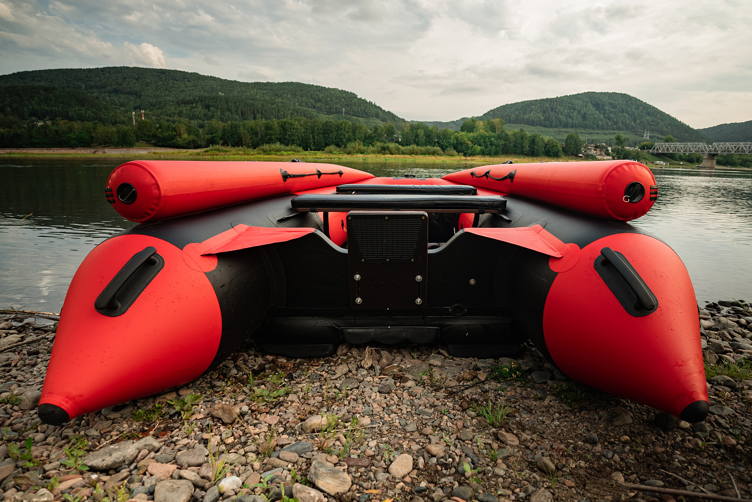 Лодка MISHIMO RIVER FJET PRO 430  под водомет в Белгороде
