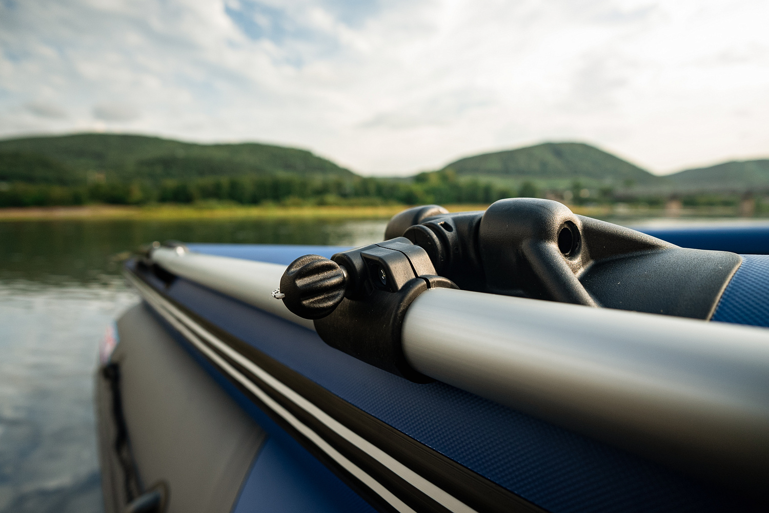 Лодка MISHIMO RIVER FJET PRO 430  под водомет в Белгороде