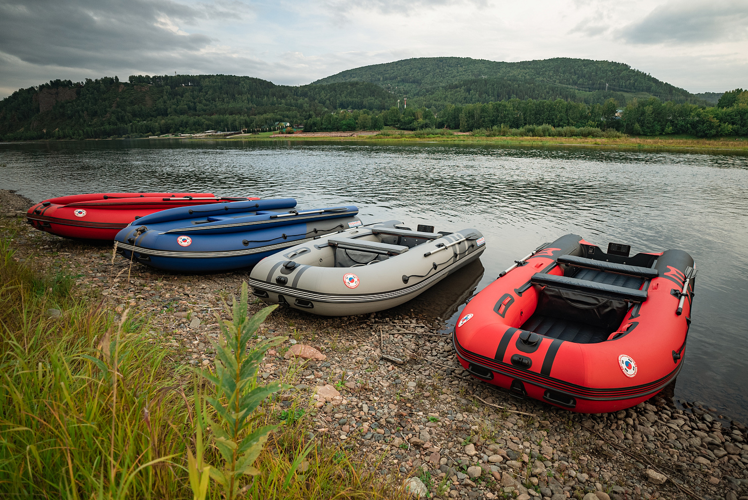 Лодка MISHIMO RIVER FJET PRO 430  под водомет в Белгороде